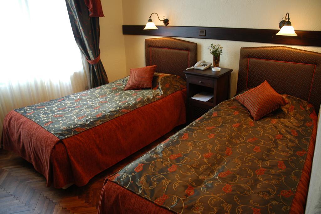 Megara Palace - Old City Istanbul Bagian luar foto